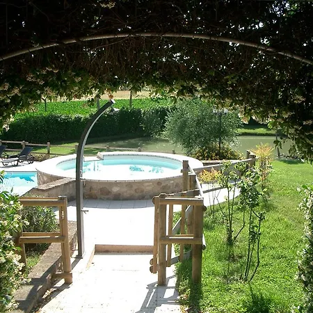 Couette-café Borgo Tre 4*